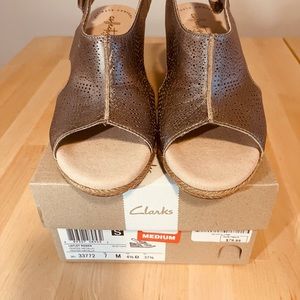 Pewter Metallic woman shoes.